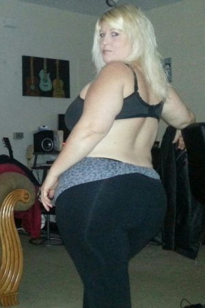 Gourmande de Pessac cherche mec pour jeux coquins et rencontre sexe sans blabla inutile Sylvie - rencontre-Ronde-Pessac