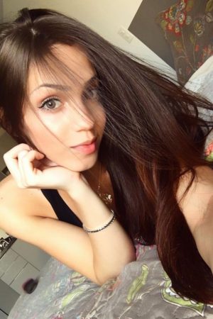 Envie de chaleur humaine à Cherbourg-en-Cotentin 🔥 Laurine - rencontre-Ronde-Cherbourg-en-Cotentin