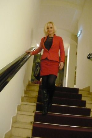 Envie de me faire ken par un mec chaud à Versailles Caroline - rencontre-Ronde-Versailles