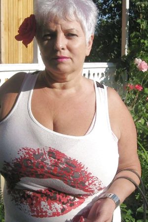 Si t’as envie de casser l’ennui avec une nana bien ronde Annette - rencontre-Cougar-Mérignac