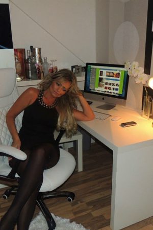 Femme intense en quête d’un complice ! Nadia - rencontre-Ronde-Cergy