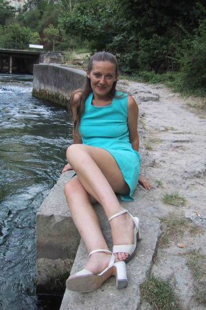 Pas de mec qui pense au dîner après Lila - rencontre-Naturiste-Fréjus