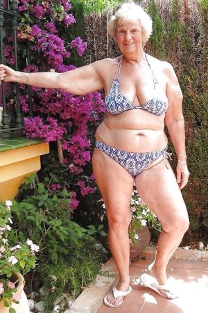 Élise - rencontre-MILF-Alès